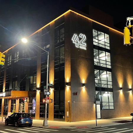 42 Hotel Williamsburg New York Exterior photo